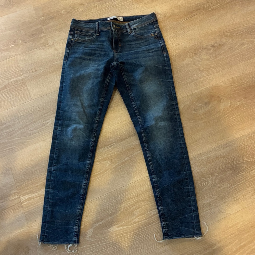 Zara Basic Z1975 Dark Blue Low Rise Denim Distressed Skinny Worn 1X Sz. 27